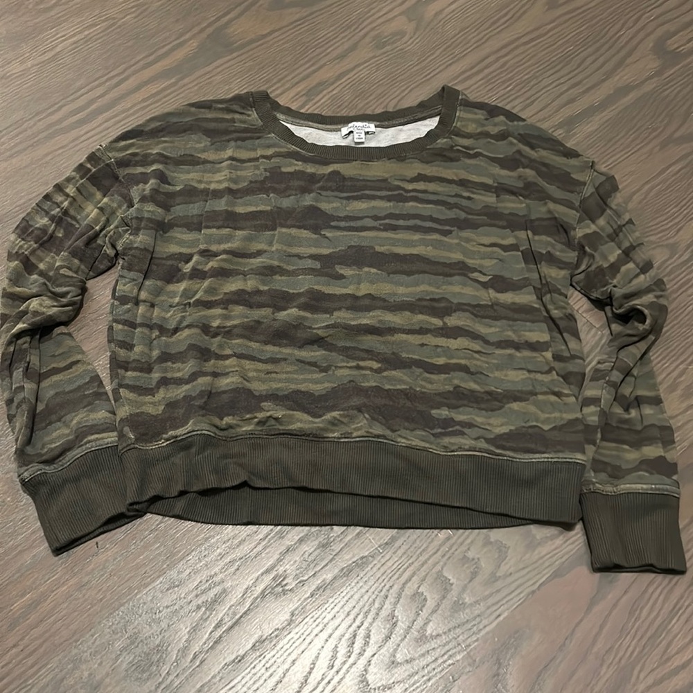 Splendid cropped sweatshirt. Size XS